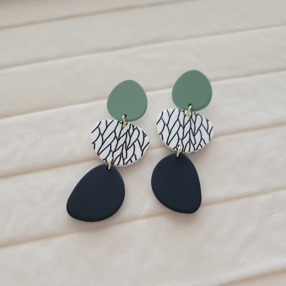 5/$25 Green and Black Acrylic Geometric Statement Earrings - Picture 7 of 10